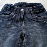 Подплатени дънки за момиче 6-7 г., снимка 2 - Детски панталони и дънки - 27006839