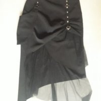 Модерна черна пола, снимка 1 - Поли - 32601292