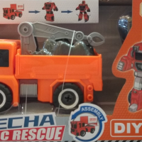 Трансформиращ камион робот с отвертка (Transformers), снимка 1 - Коли, камиони, мотори, писти - 44861981