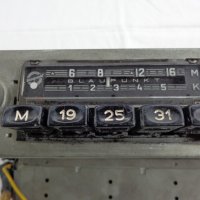 Ретро авто радио марка Blaupunkt модел HANNOVER ||  M/K , 6/12V, Made in Germany 1967 год. Работещо, снимка 3 - Аксесоари и консумативи - 39859816