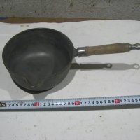 Чугунена мини тенджера касерола, снимка 1 - Съдове за готвене - 43105519