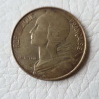 Монета От 20 Сентима 1992г., снимка 2 - Нумизматика и бонистика - 28194753