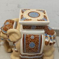 Голям керамичен слон, снимка 1 - Антикварни и старинни предмети - 32718501
