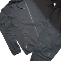 Екип VENUM с черно лого размер M и XL, снимка 8 - Спортни дрехи, екипи - 43969856