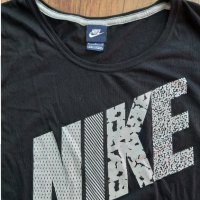 Nike - страхотна дамска тениска, снимка 3 - Тениски - 33292294