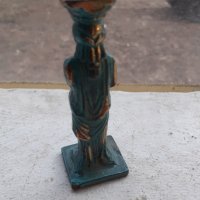 Малка масивна бронзова фигурка статуетка, снимка 3 - Антикварни и старинни предмети - 39943554