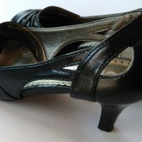 Дамски елегантни черни обувки на ток , снимка 8 - Дамски елегантни обувки - 36890598