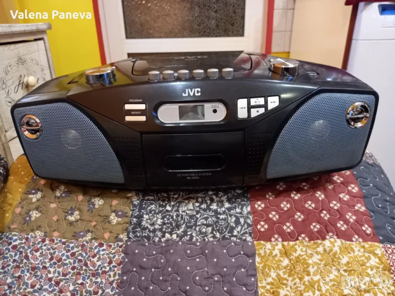  JVC   - CD  PORTABLE SYSTEM , снимка 1