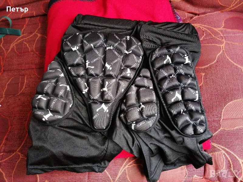 Продавам протекторни гащи ("нагъзник") Лидакис с размери М XL. Възглавничките са дебели, снимка 1