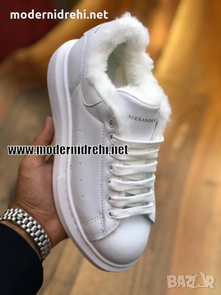 Спортни обувки на Alexander McQueen бели, снимка 1