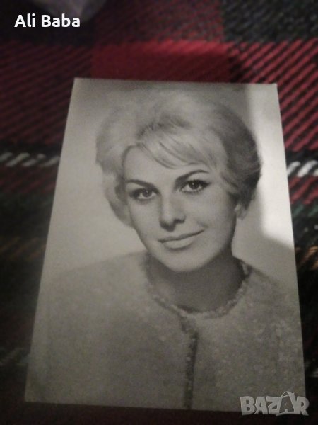 Картичка/снимка актрисата Гинка Станчева, снимка 1