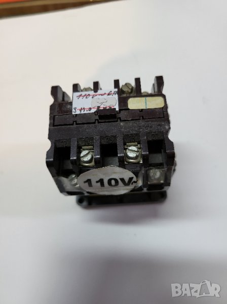 контактор 110 волта променливо с  3 нормално отворени и 2  нормално затворени контакта по  6 ампера , снимка 1