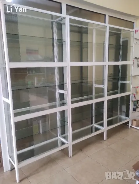 Стъклени витрини алуминиеви, снимка 1