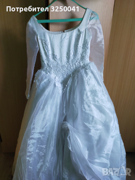 Булчинска рокля 👗 ползвана 1 път правена по поръчка размерS бродерията е шита, снимка 1