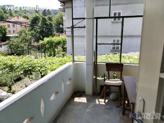 Къща с дворно място в много добро състояние, снимка 5 - Къщи - 50706703