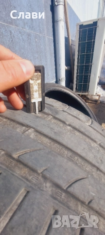 Летни гуми 225х40 18ки, снимка 5 - Гуми и джанти - 52426617