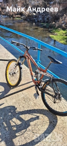 Продавам планинско Колело Kona 