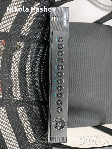 DVR Hikvision DS-7204HUI, снимка 5 - Комплекти за видеонаблюдение - 52858072