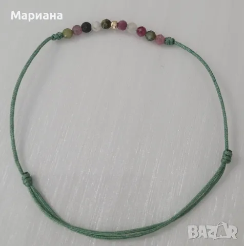 Гривна от конец със златни или сребърни топчета и камък според зодията, снимка 1