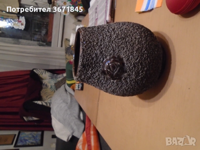 красива, антикварна ваза, подписана