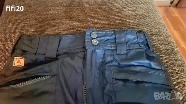 Детски ски панталон Airwalk, 7-8 години, снимка 6 - Зимни спортове - 43178041