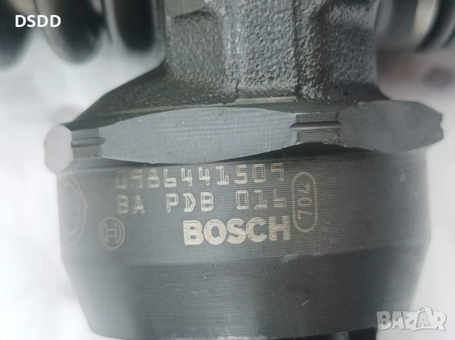 Помпа-дюзи BOSCH 038130079GX за VW / Audi / Seat / Skoda 1.9 TDI и 1.4 TDI, снимка 3 - Части - 50522314