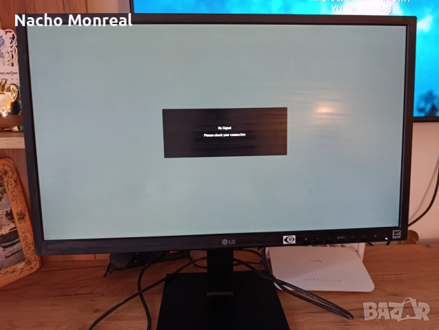Монитор LG, снимка 2 - Монитори - 51986204