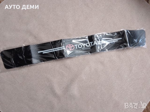 Висококачествени черни карбонови стикери за прагове на Тойота Toyota кола автомобил , снимка 4 - Аксесоари и консумативи - 43288175