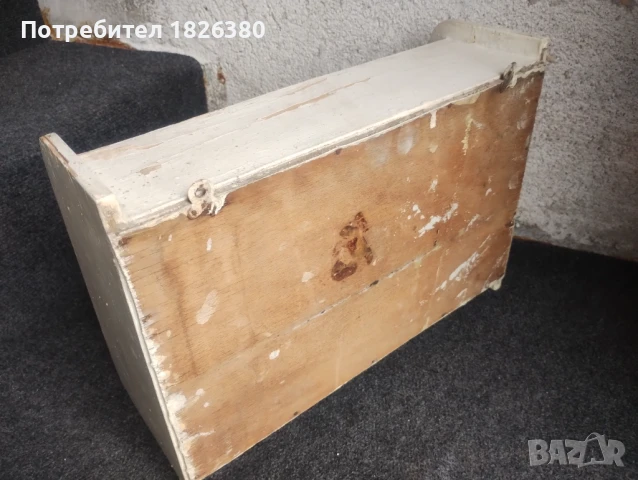 Дървена аптечка за стена, снимка 3 - Антикварни и старинни предмети - 50659753