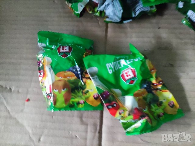 Продавам Свежите супергерои, снимка 5 - Колекции - 36854836