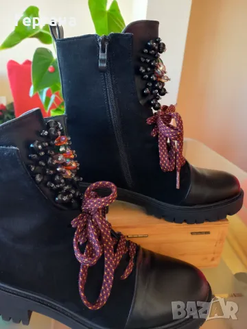 Дамски боти с мъниста, снимка 3 - Дамски боти - 48363416