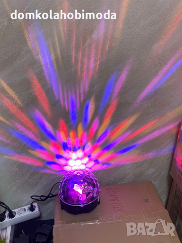Диско проекторна топка с 6 светодиода RGB, звуков сензор.Дистанционно,MP3,Bluetooth, снимка 3 - Други - 36513446