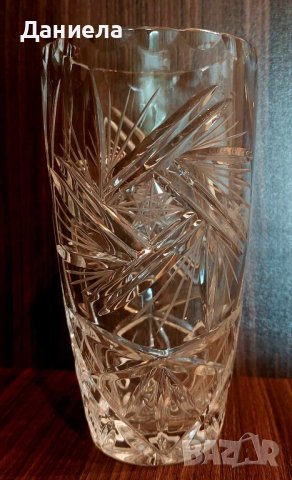 Кристална ваза, снимка 2 - Вази - 43897645