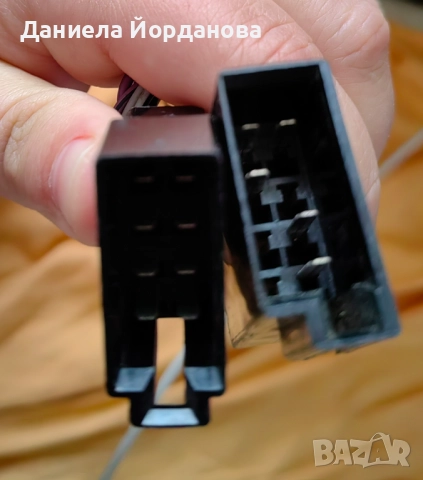 Продавам двд за автомобил