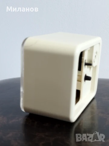 Стар кварцов будилник, настолен часовник, снимка 4 - Други ценни предмети - 51036664