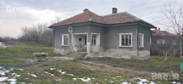 ОТ СОБСТВЕНИК! Мащабен имот на шосе до река Лом – 2 къщи, 3.6 дка двор и кладенец, снимка 2 - Къщи - 52988865