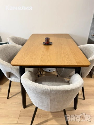 Красива, удобна и много стабилна трапезарна маса