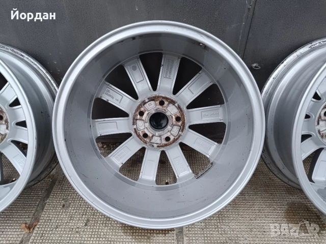 ОРИГИНАЛНИ джанти 17' цола 5x112 ФОЛКСВАГЕН / VW Touran GOLF 57,1 ET52, снимка 15 - Гуми и джанти - 52859829