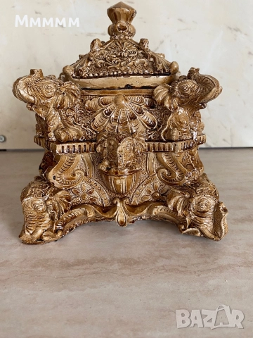 Кутия, снимка 2 - Декорация за дома - 38278876