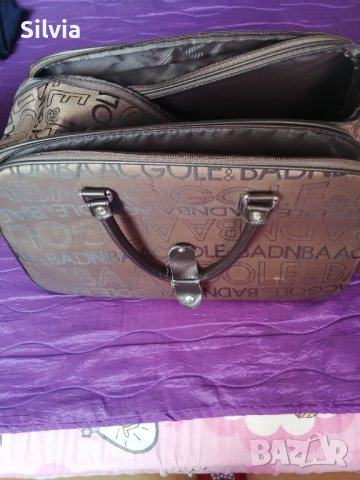 Сакчета  3 бр. за 25 лв., двете е със скъсани ципове. , снимка 3 - Куфари - 36689272