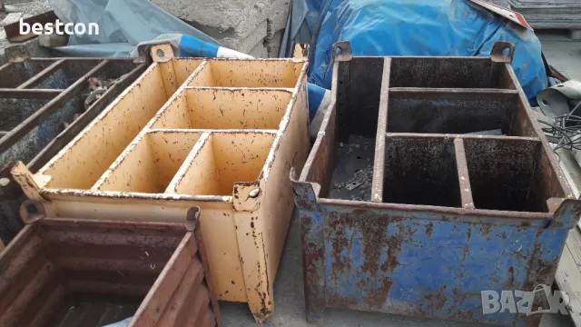 Метален палет за кофражни елементи 