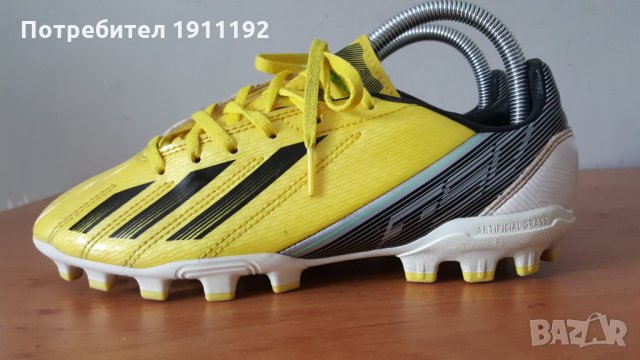 Adidas. Футболни бутонки. Номер 38 2/3, снимка 5 - Футбол - 33391396