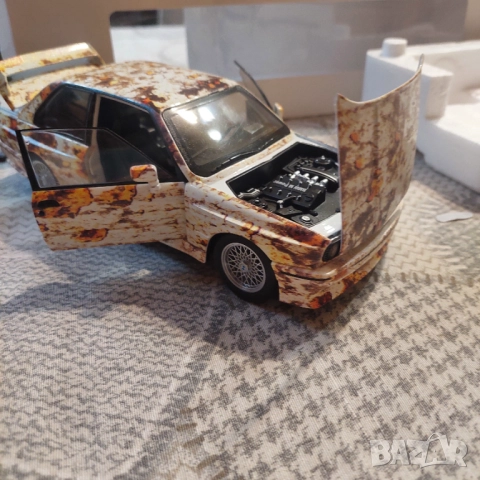 BMW E30M 1/24, снимка 11 - Колекции - 52459093