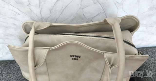 Guess, снимка 3 - Чанти - 52885832