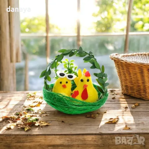 5824 Великденска украса – Пиленца в гнездо, 9x9 cm