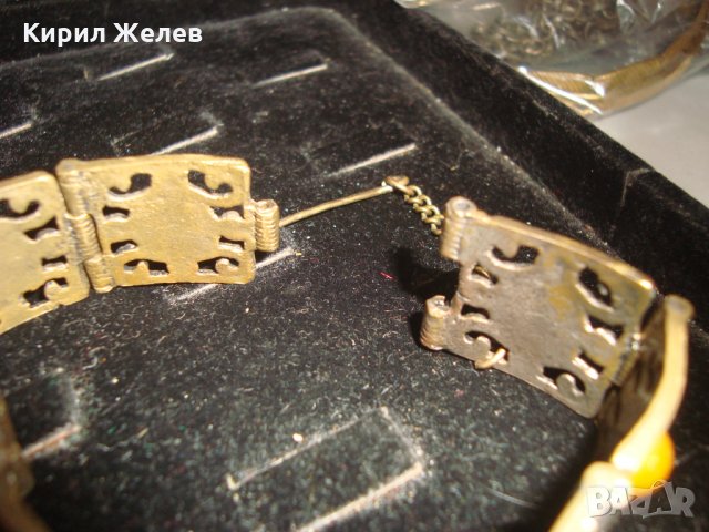 ВЪЗРОЖДЕНСКА БРОНЗОВА МАЙСТОРСКА ИЗРАБОТКА с ИНКРУСТИРАН КАТАЛИН ЕТНО ГРИВНА 4829, снимка 13 - Антикварни и старинни предмети - 32265646