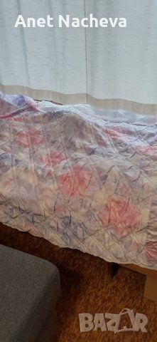 Покривка за легло- натегелена на фигури, от едната страна, снимка 1 - Покривки за легло - 43639993