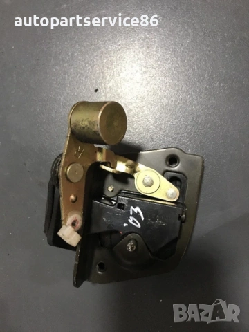 Механизъм за заключване на задна дясна врата за KIA Carnival 2001–2006 2.9 CRDi