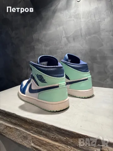 КАТО ЧИСТО НОВИ Jordan 1, 42 -  Blue Mint, снимка 7 - Ежедневни обувки - 49802139