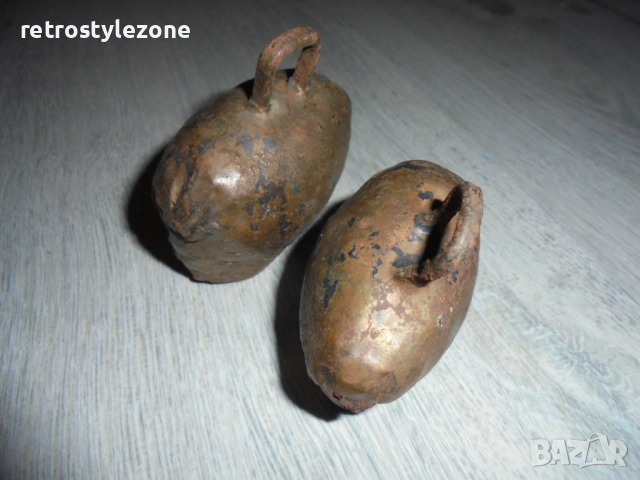 № 7967 две стари метални / железни хлопки , снимка 3 - Други ценни предмети - 53058749